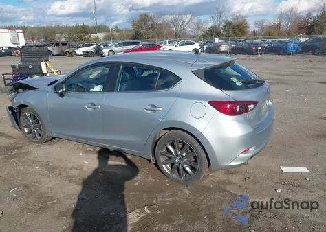 2018 Mazda Mazda3 Touring из США, поврежденный, VIN 3MZBN1L34JM190824